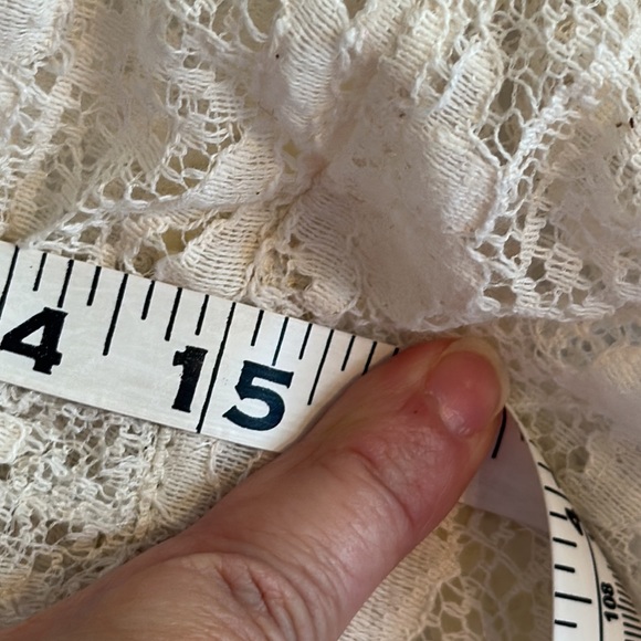 🕊️🌱Rain ~ Gorgeous cream/white butterfly sleeves cover-up or tunic size med. - Picture 9 of 9